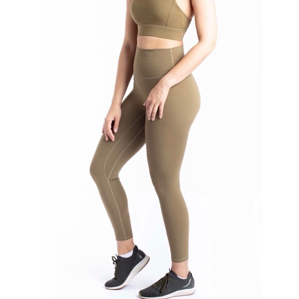 Strong Physiquez Dream Leggings in Olive (size M)